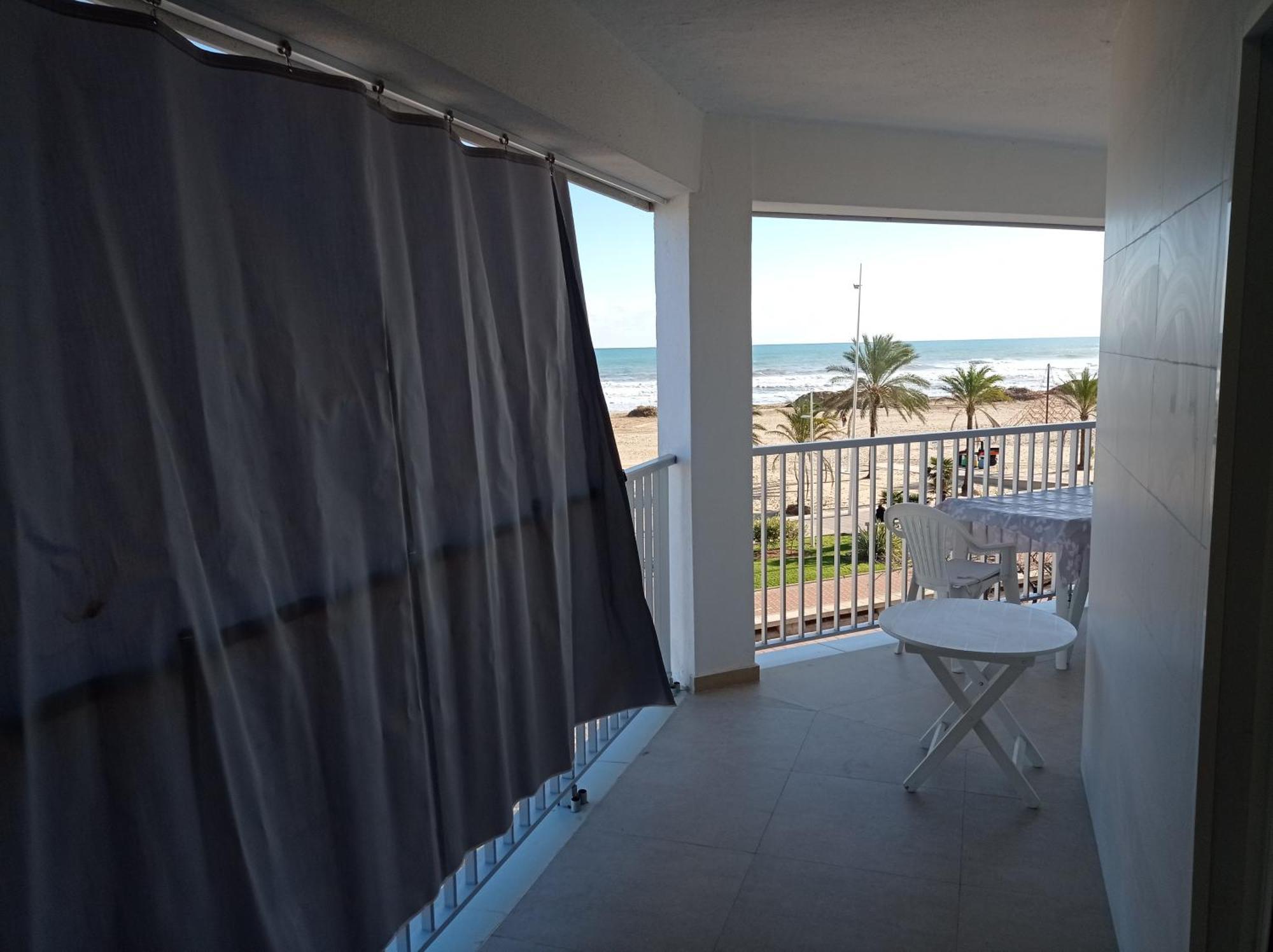 Apartamentos Bonaire 1ª Linea Wifi Solo Familias Serviplaya Gandía Camera foto